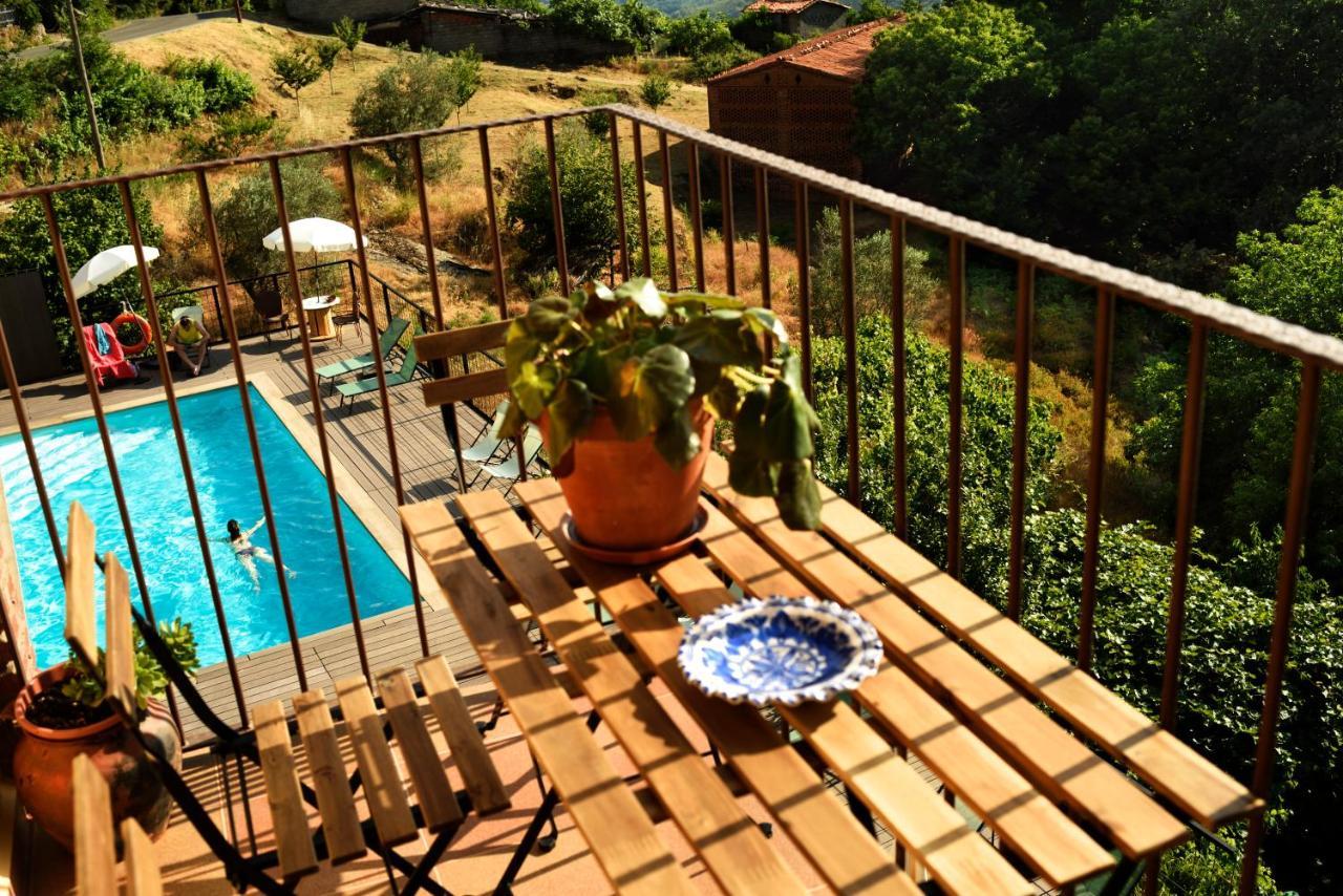 Apartamentos La Rosa Y El Pastor Guijo de Santa Barbara Екстер'єр фото