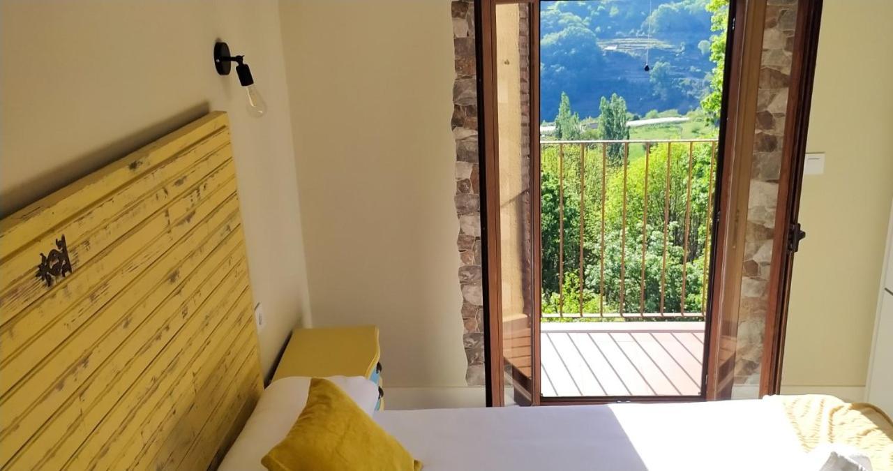Apartamentos La Rosa Y El Pastor Guijo de Santa Barbara Екстер'єр фото